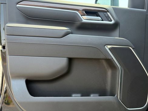 New 2026 Chevrolet Silverado 2500 LT w/ Trail Boss Package AWD/4WD image 11