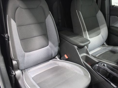 Used 2023 Chevrolet TrailBlazer LT FWD image 28
