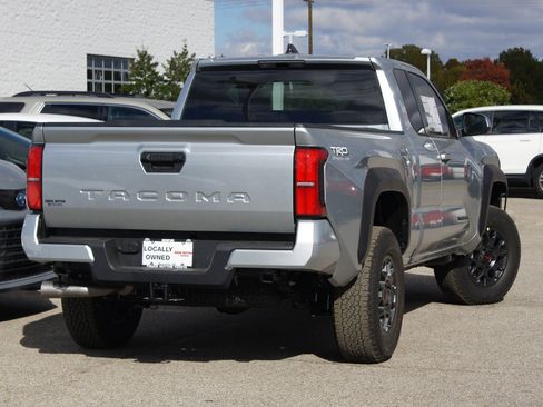 New 2025 Toyota Tacoma PreRunner image 15