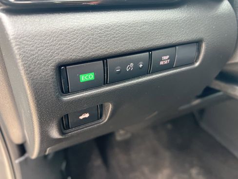 Certified 2024 Nissan Sentra SV image 45