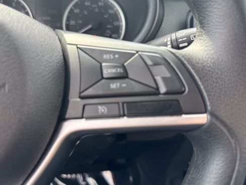Used 2021 Nissan Kicks S FWD image 20