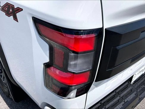 Certified 2025 Nissan Frontier PRO-4X AWD/4WD image 20