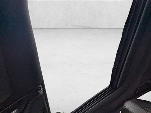 Used 2023 BMW i4 eDrive35 w/ Premium Package image 17