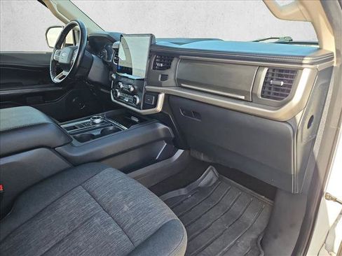 Used 2023 Ford Expedition XLT RWD image 22