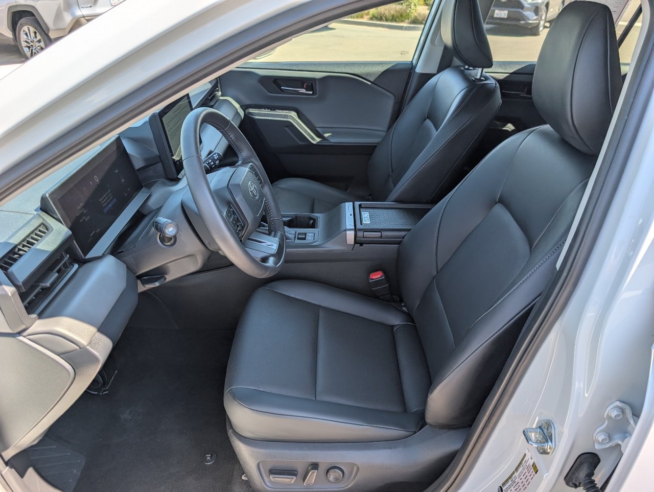 Used 2026 Toyota RAV4 XLE Premium AWD/4WD image 2