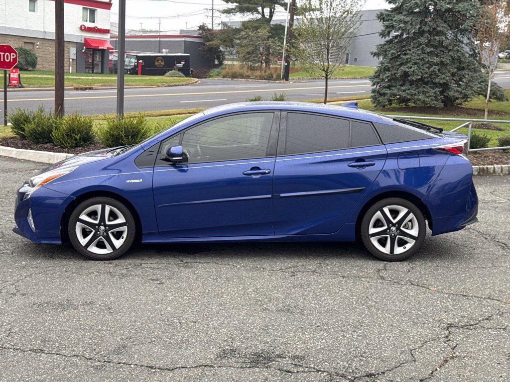 Used 2017 Toyota Prius Three Touring w/ Protection Package FWD image 4