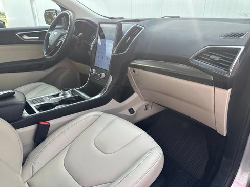 Used 2022 Ford Edge Titanium AWD/4WD image 31