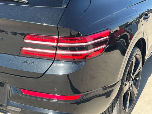 Used 2023 Genesis GV80 2.5T w/ Prestige 20" Package image 14