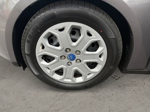 Used 2012 Ford Focus SE FWD image 14