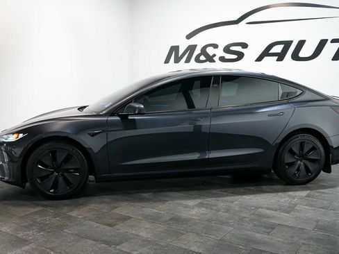 Used 2025 Tesla Model 3 Long Range RWD image 3