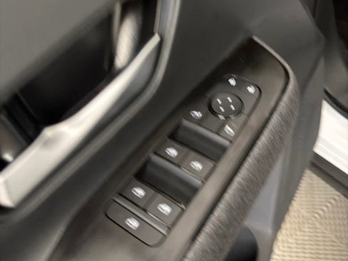 New 2026 Nissan Kicks SV w/ Cold Weather Package FWD image 23