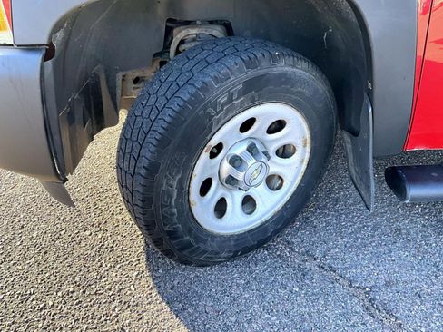 Used 2013 Chevrolet Silverado 1500 W/T image 19