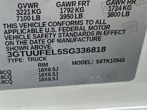 Used 2025 GMC Sierra 1500 AT4X image 35