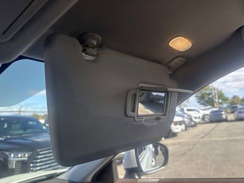 Used 2023 Nissan Rogue SV FWD image 26