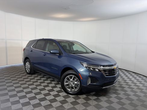 Certified 2024 Chevrolet Equinox LT AWD/4WD image 1