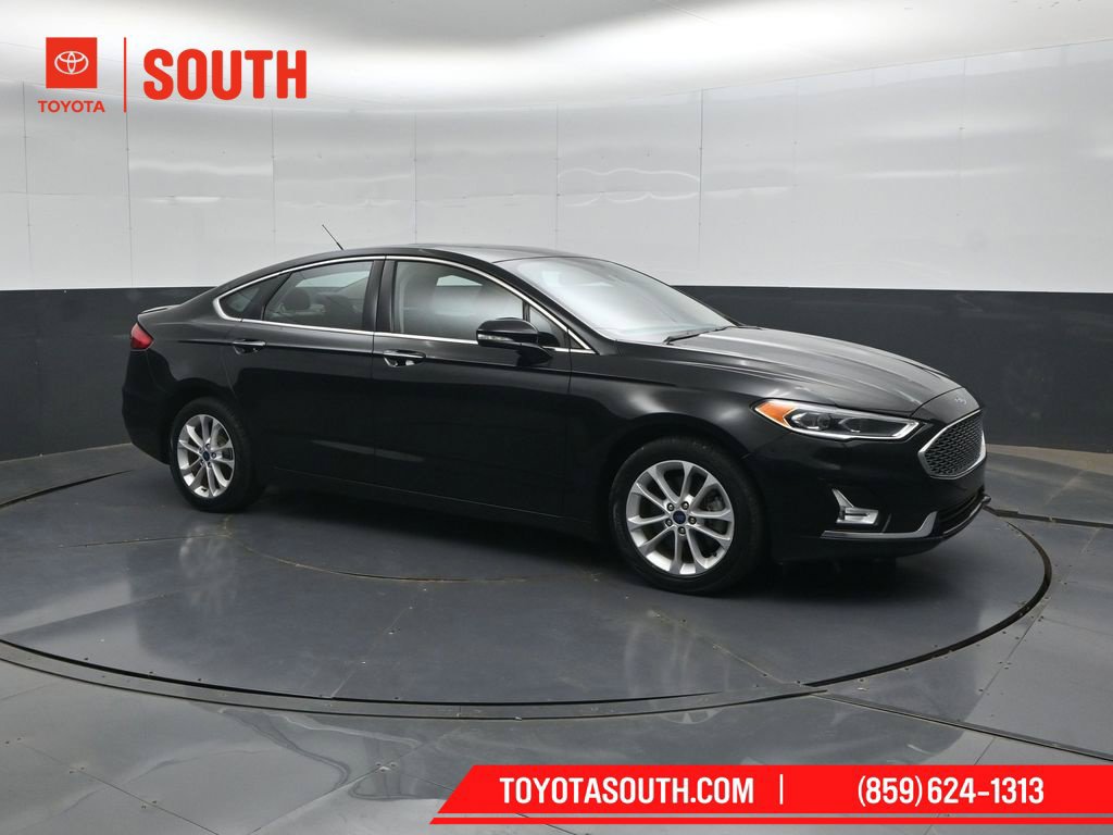 Used 2020 Ford Fusion Energi Titanium FWD image 1