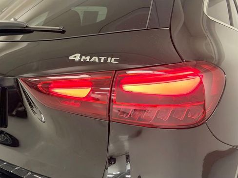 Certified 2025 Mercedes-Benz GLA 250 4MATIC image 11