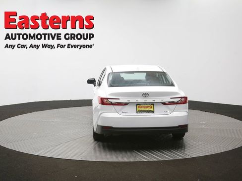 Used 2025 Toyota Camry LE FWD image 37