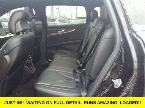 Used 2019 Lincoln Nautilus Select image 10