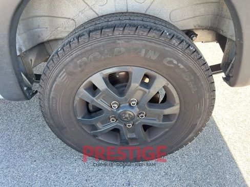 Used 2023 RAM ProMaster 2500 w/ Driver Convenience Group image 15