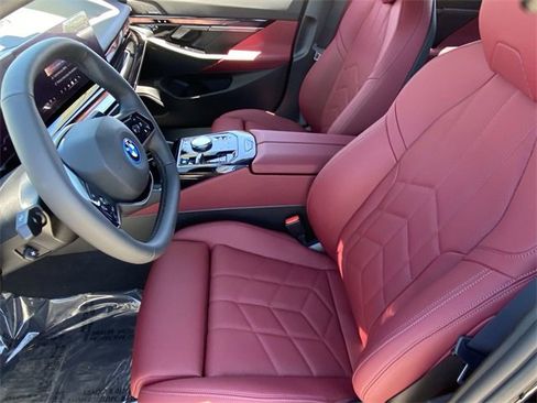 New 2026 BMW i5 eDrive40 image 19