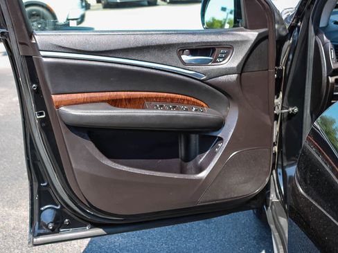 Used 2018 Acura MDX FWD image 23
