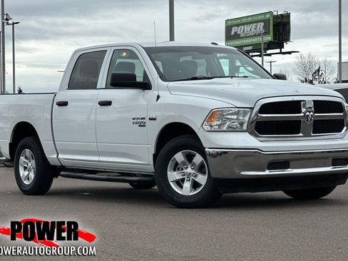 Used 2022 RAM 1500 Classic SLT image 1