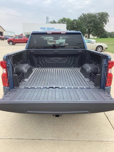 Used 2024 Chevrolet Silverado 1500 LT AWD/4WD image 5