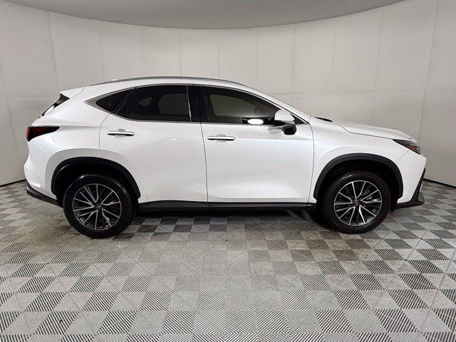 Used 2022 Lexus NX 250 FWD image 6