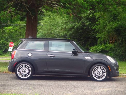 Used 2014 MINI Cooper S FWD image 5
