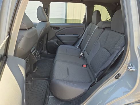 Used 2025 Subaru Forester Premium w/ Convenience Package #1 AWD/4WD image 15