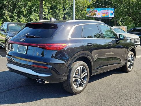 Used 2025 Audi Q5 Premium w/ Convenience Package AWD/4WD image 12