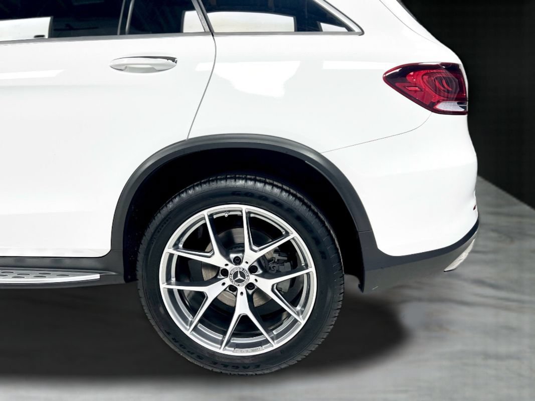 Used 2020 Mercedes-Benz GLC 300 4MATIC image 13