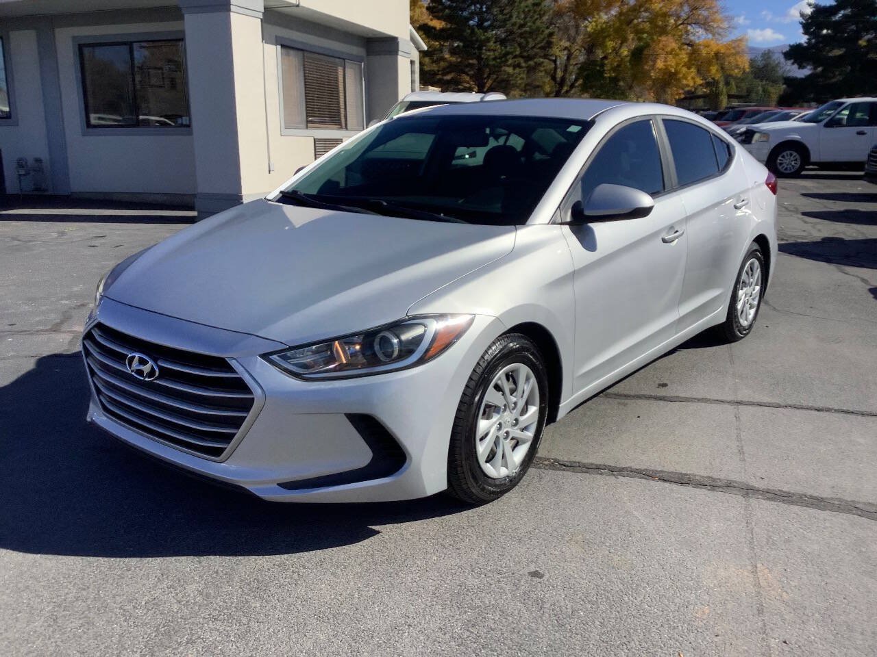 Used 2017 Hyundai Elantra SE FWD image 18