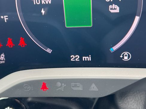 Certified 2025 Porsche Taycan Turbo image 32