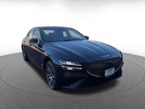 Used 2025 Genesis G70 2.5T AWD/4WD image 3