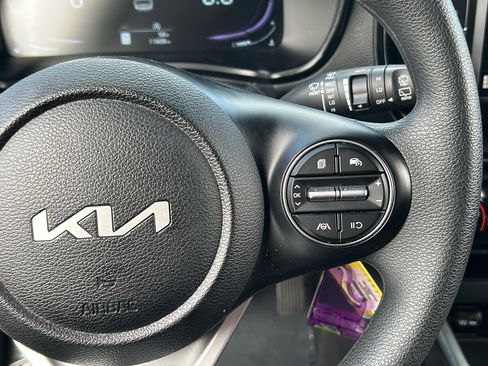 Used 2025 Kia Soul S image 24