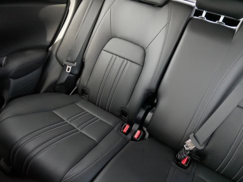 Used 2024 Honda HR-V EX-L image 12