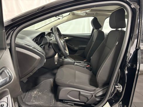 Used 2016 Ford Focus SE w/ Interior Protection Package image 12