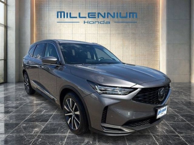 Used 2025 Acura MDX w/ Technology Package AWD/4WD image 2