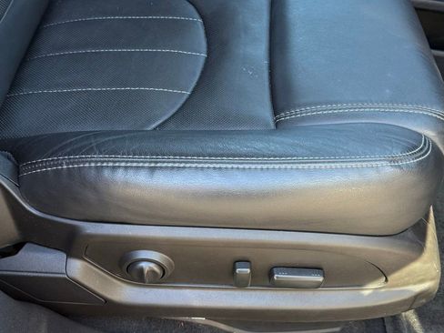 Used 2017 GMC Acadia Limited SLT image 11