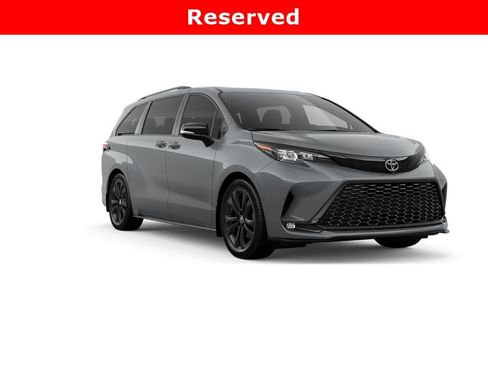 New 2026 Toyota Sienna XSE image 15