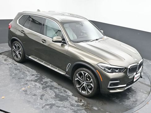 Used 2023 BMW X5 xDrive40i w/ Premium Package image 33