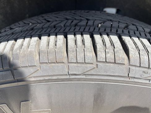 Used 2024 GMC Acadia Elevation w/ Luxury Package image 20