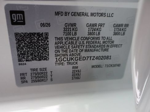 New 2026 Chevrolet Silverado 1500 LTZ w/ LTZ Premium Package AWD/4WD image 32