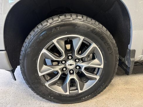 Used 2024 Chevrolet Silverado 1500 RST w/ Z71 Off-Road Package AWD/4WD image 22