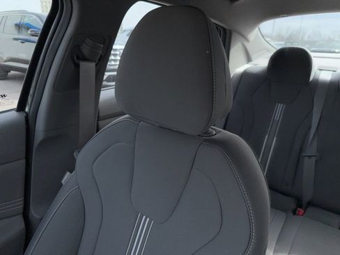 Used 2022 Hyundai Elantra SEL w/ Convenience Package image 49