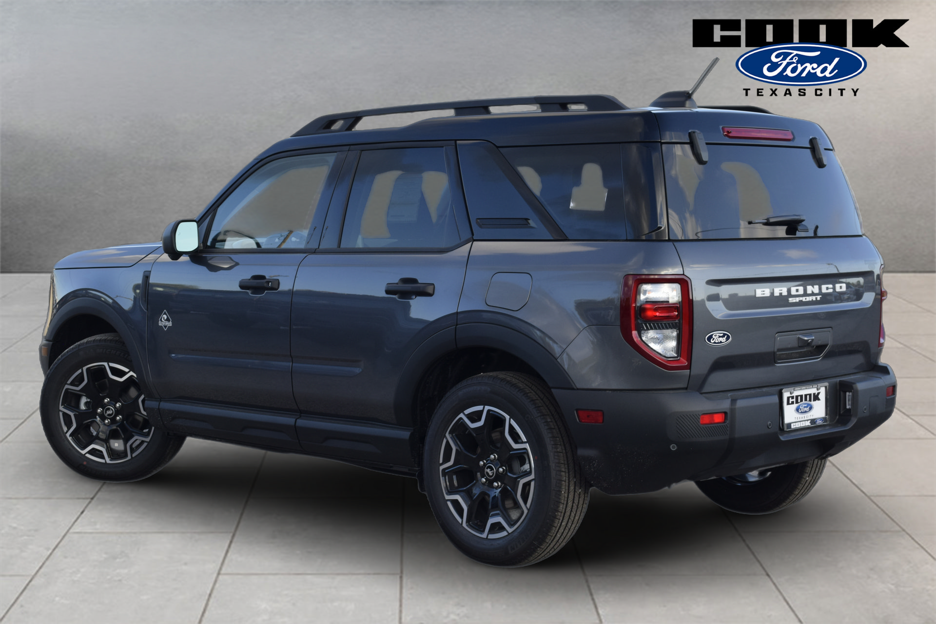 New 2026 Ford Bronco Sport Outer Banks w/ Outer Banks Tech Package+ AWD/4WD image 4