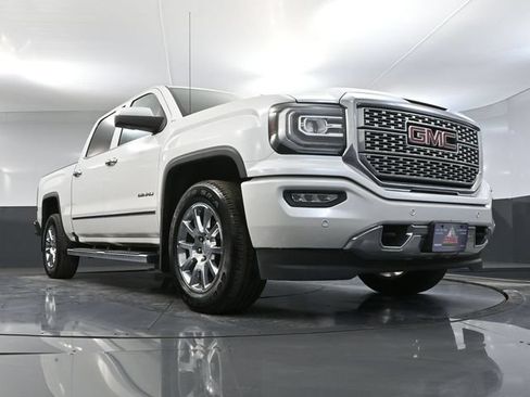 Used 2018 GMC Sierra 1500 Denali AWD/4WD image 57