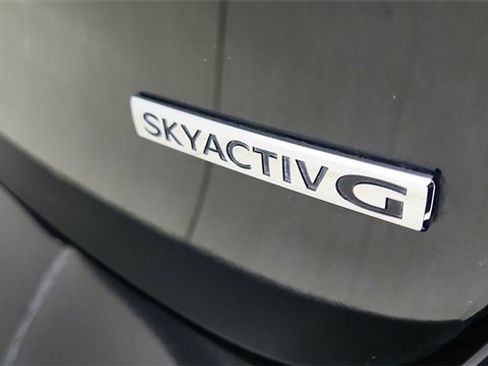 Used 2021 MAZDA MAZDA3 s image 18